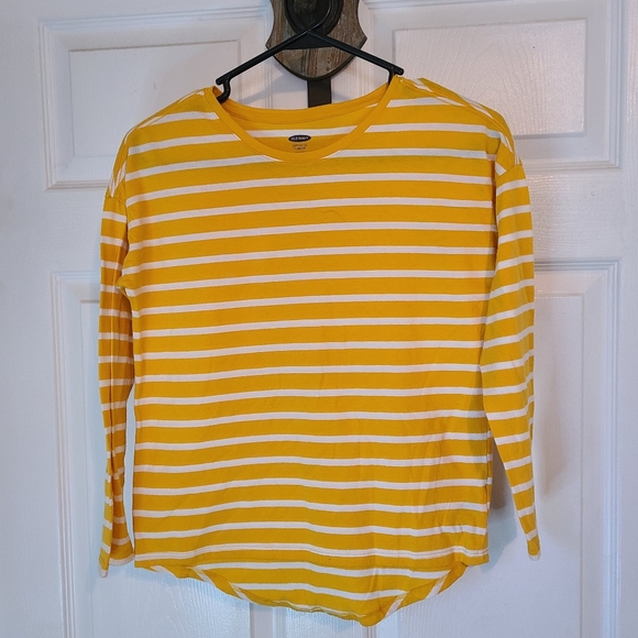 (396) Old Navy Woman's Original Long Sleeve T-Shirt, Size: L Color: Yellow/White - Picture 2 of 13